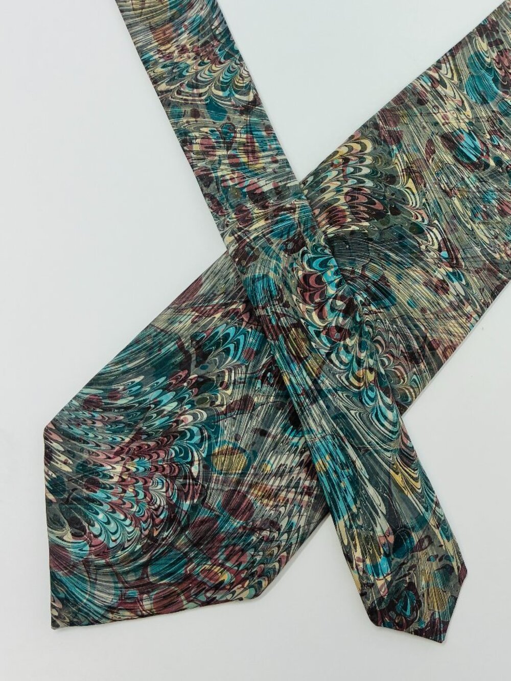 Vintage MOTH Hand Marbled Silk Tie USA Artisan Abstract Necktie 3.5 x 57